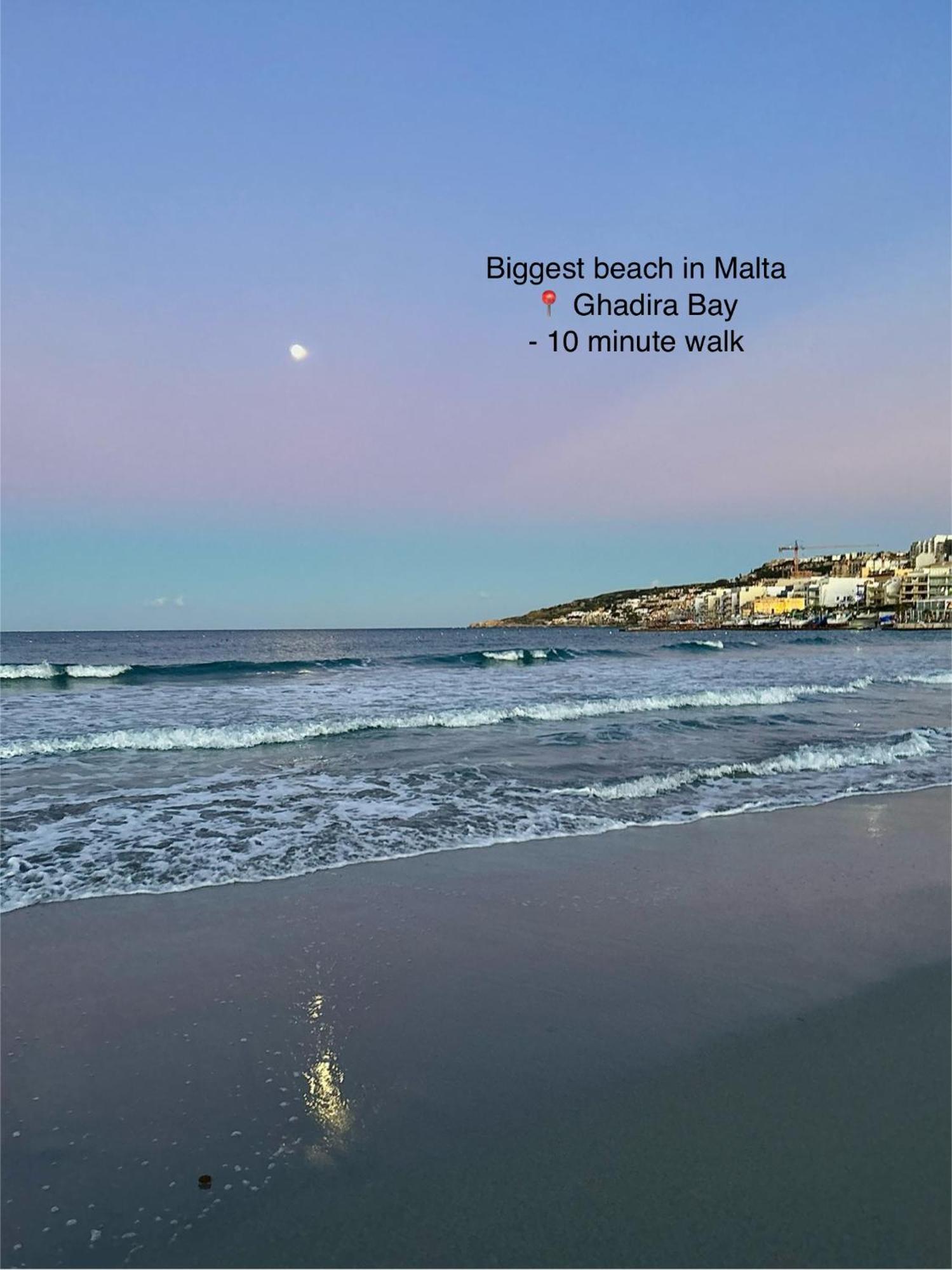 Beach Front 3-Bedroom Holiday Home Mellieħa Zewnętrze zdjęcie