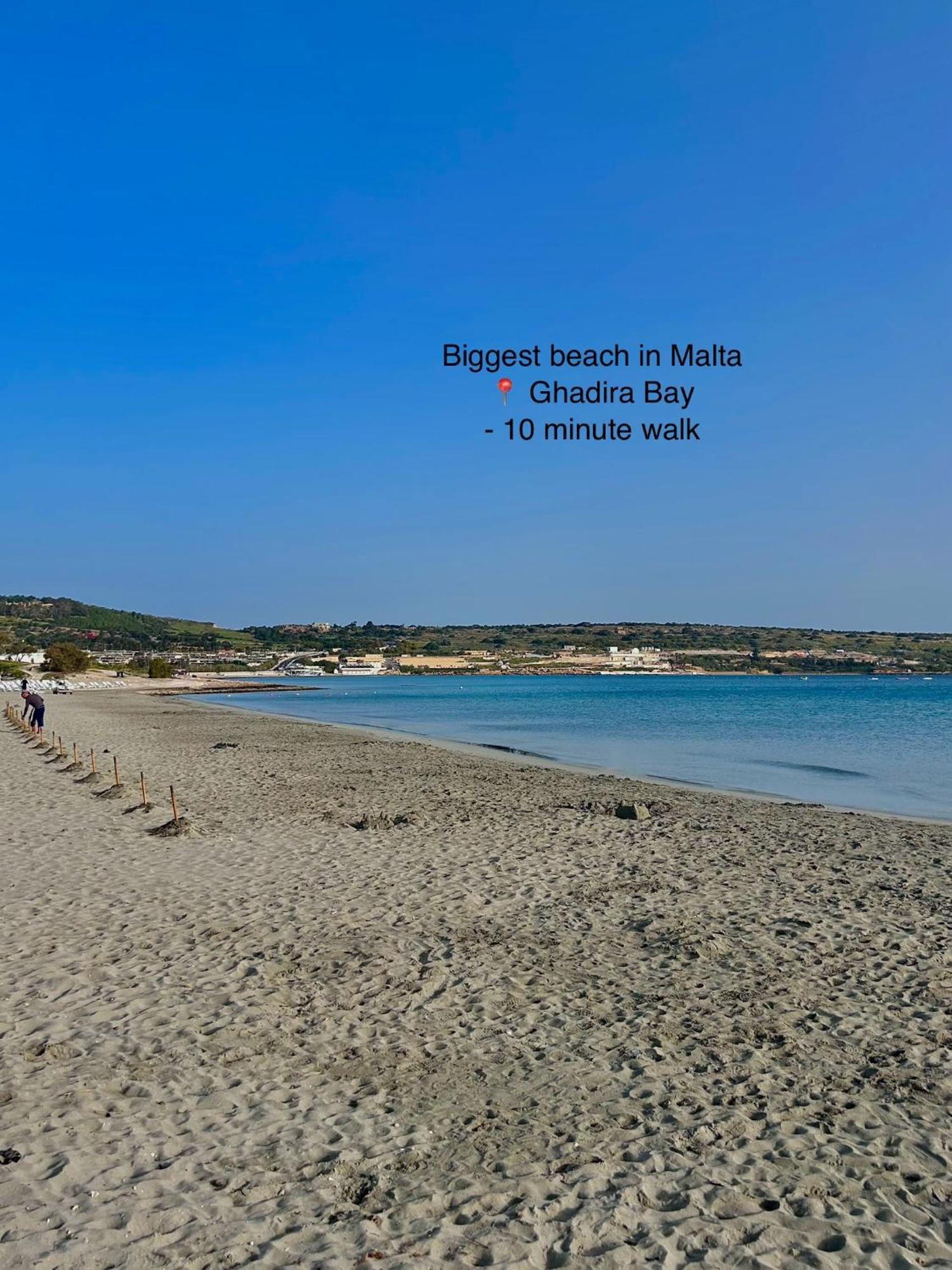 Beach Front 3-Bedroom Holiday Home Mellieħa Zewnętrze zdjęcie
